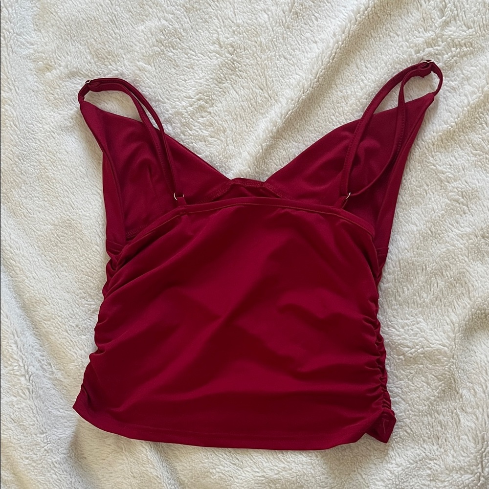Red top - Picture 2 of 2
